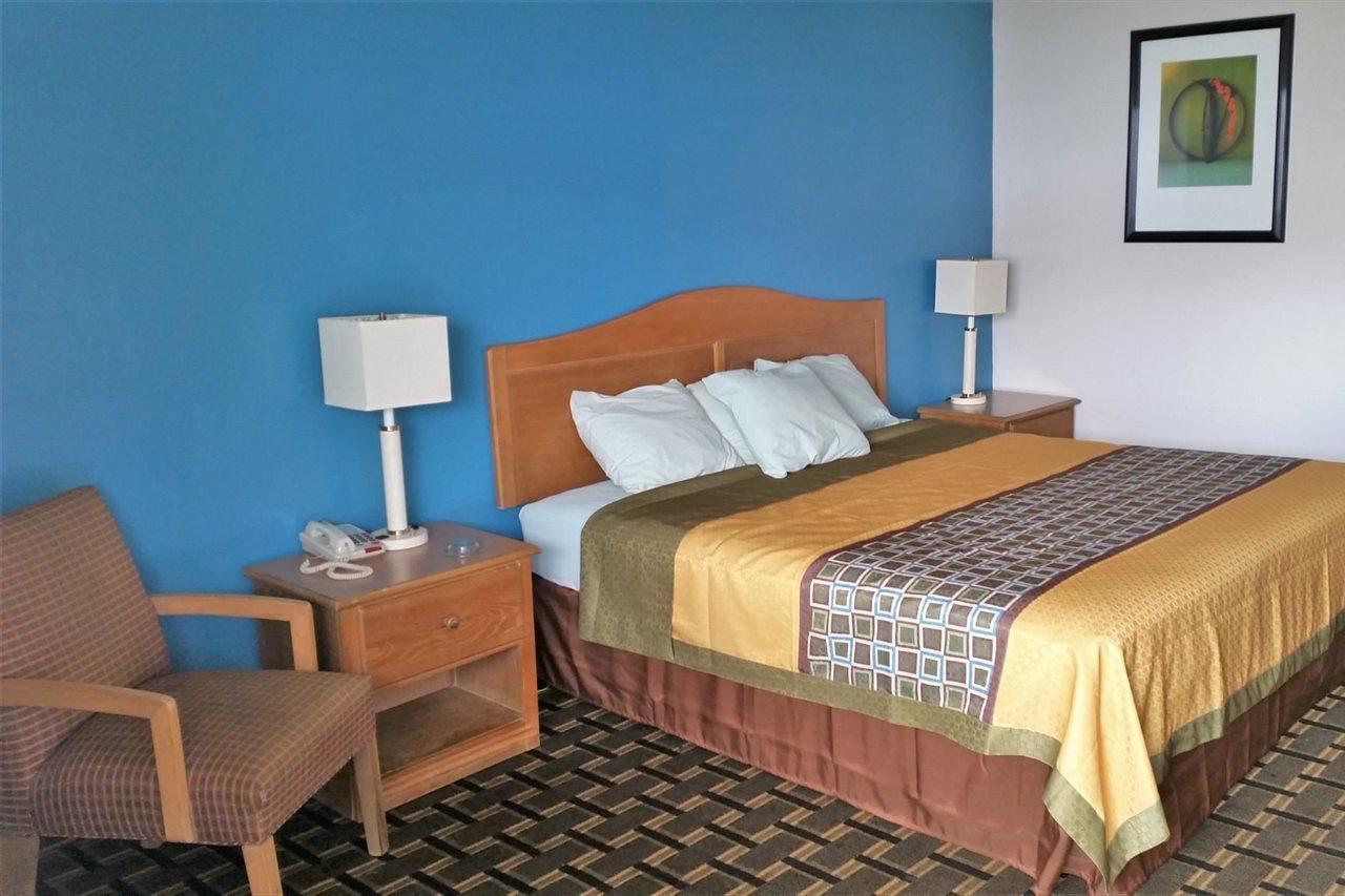 Americas Best Value Inn Elizabethtown Exterior foto